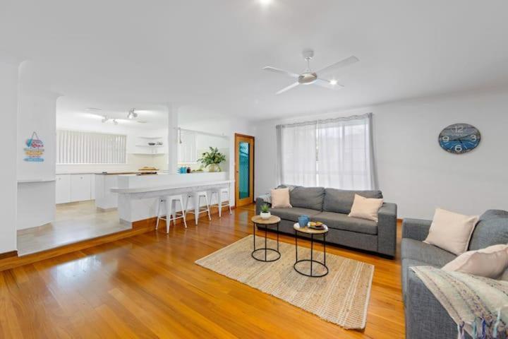 Gone Coastal - Pool, River, Getaway Holiday home *
